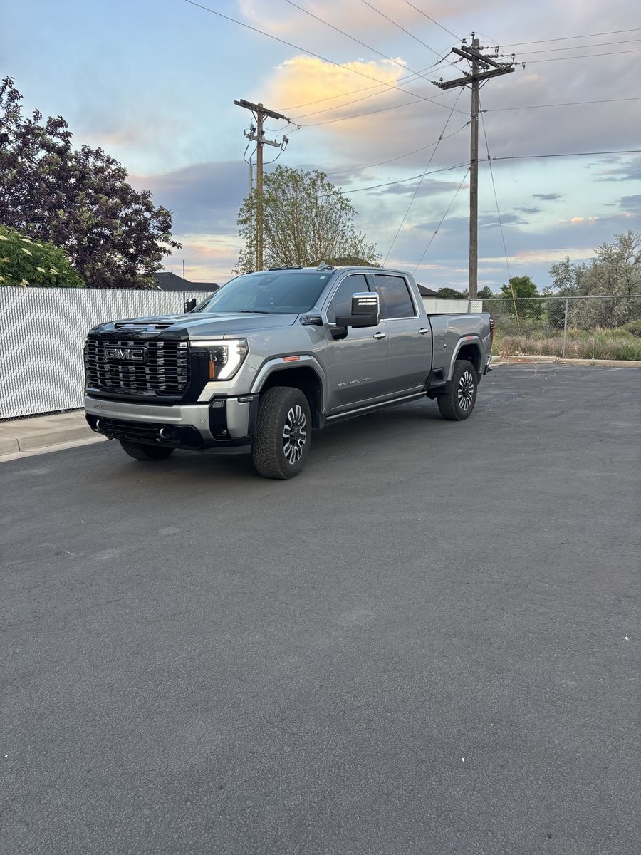 Like new Denali Ultimate