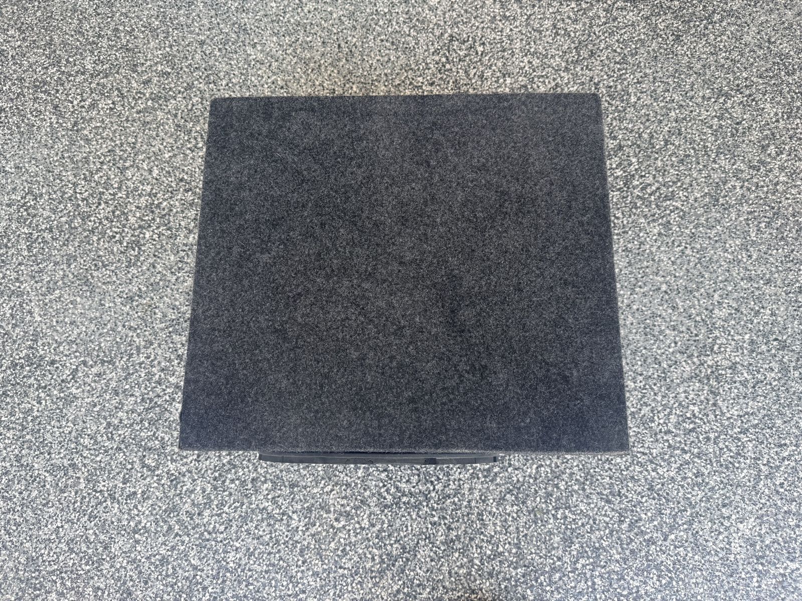 Main image 4