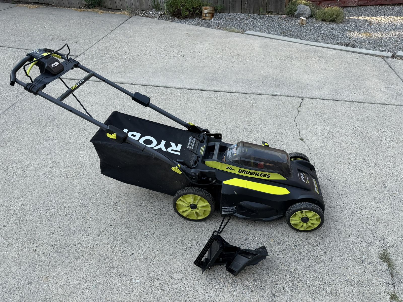 RYOBI 20 in self*propelled electric mower