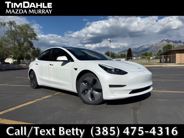 2022 Tesla Model 3 Base