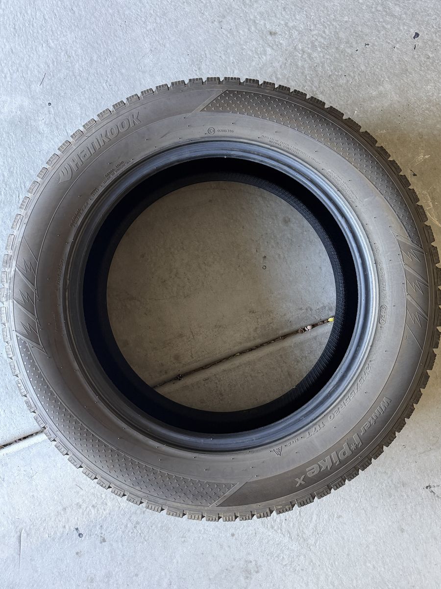 Hankook iPike Tires 275/55R20