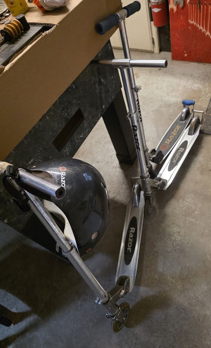 Razor Kick Scooters - $10.00 each OBO