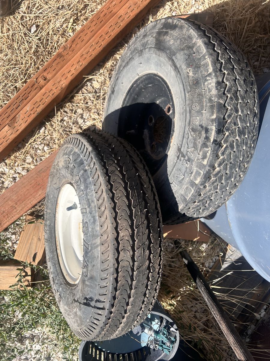 Trailer wheels
