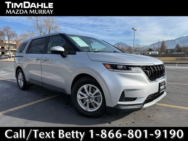 2023 KIA CARNIVAL LX