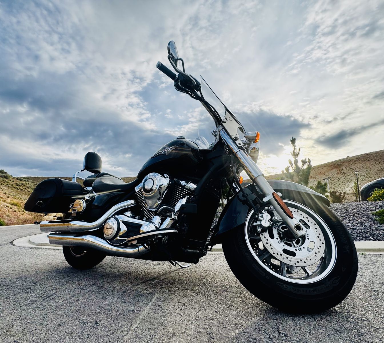 2009 Kawasaki Vulcan 1700 Classic LT Cruiser Motorcycle - Low Miles (14761)