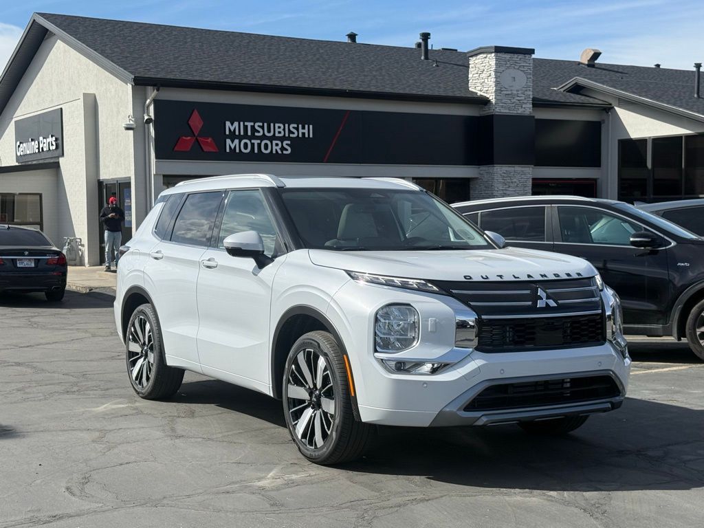 2026 Mitsubishi Outlander SEL