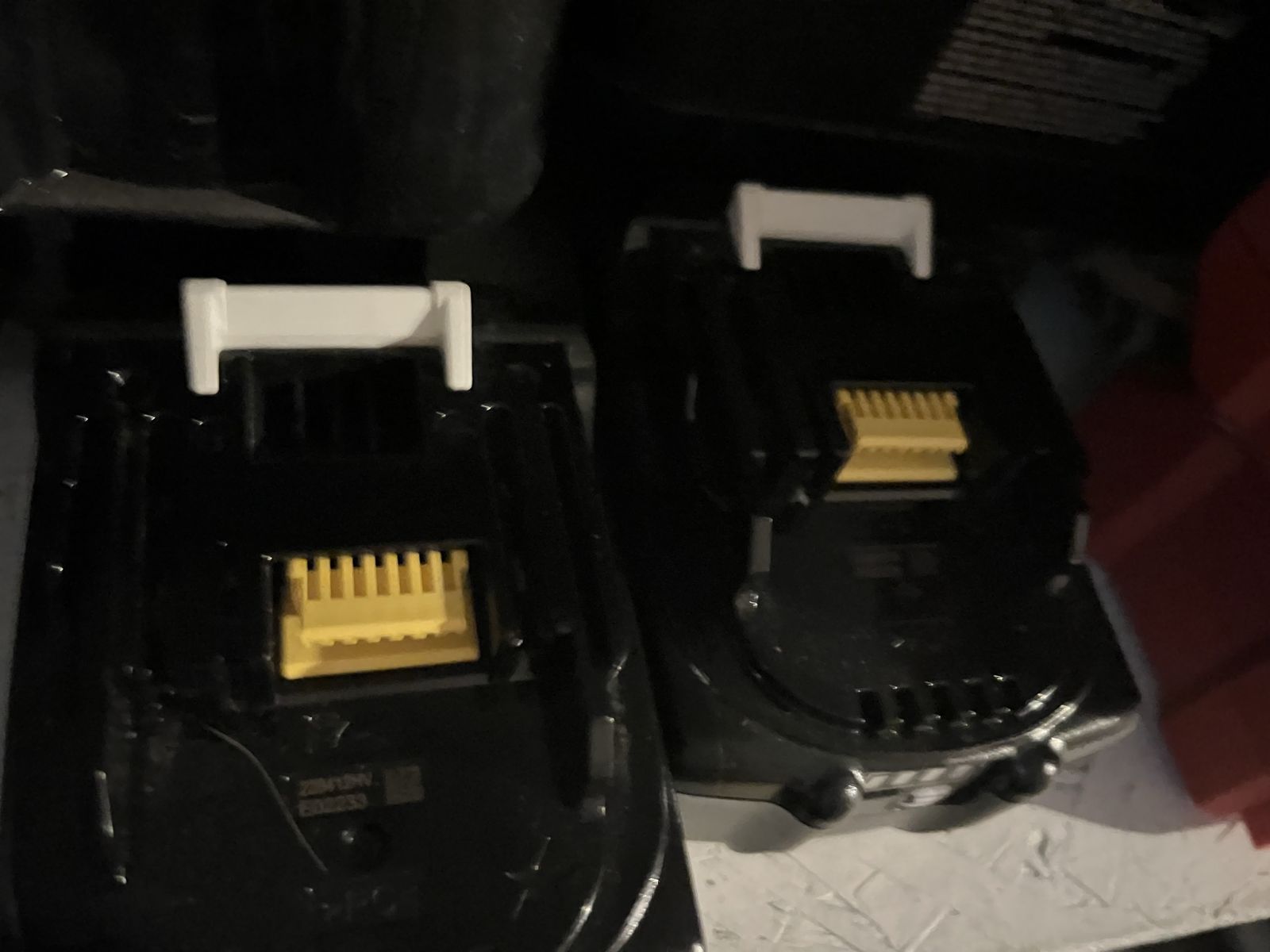 Makita Battery and Charger Set Used Power Tool Accessories