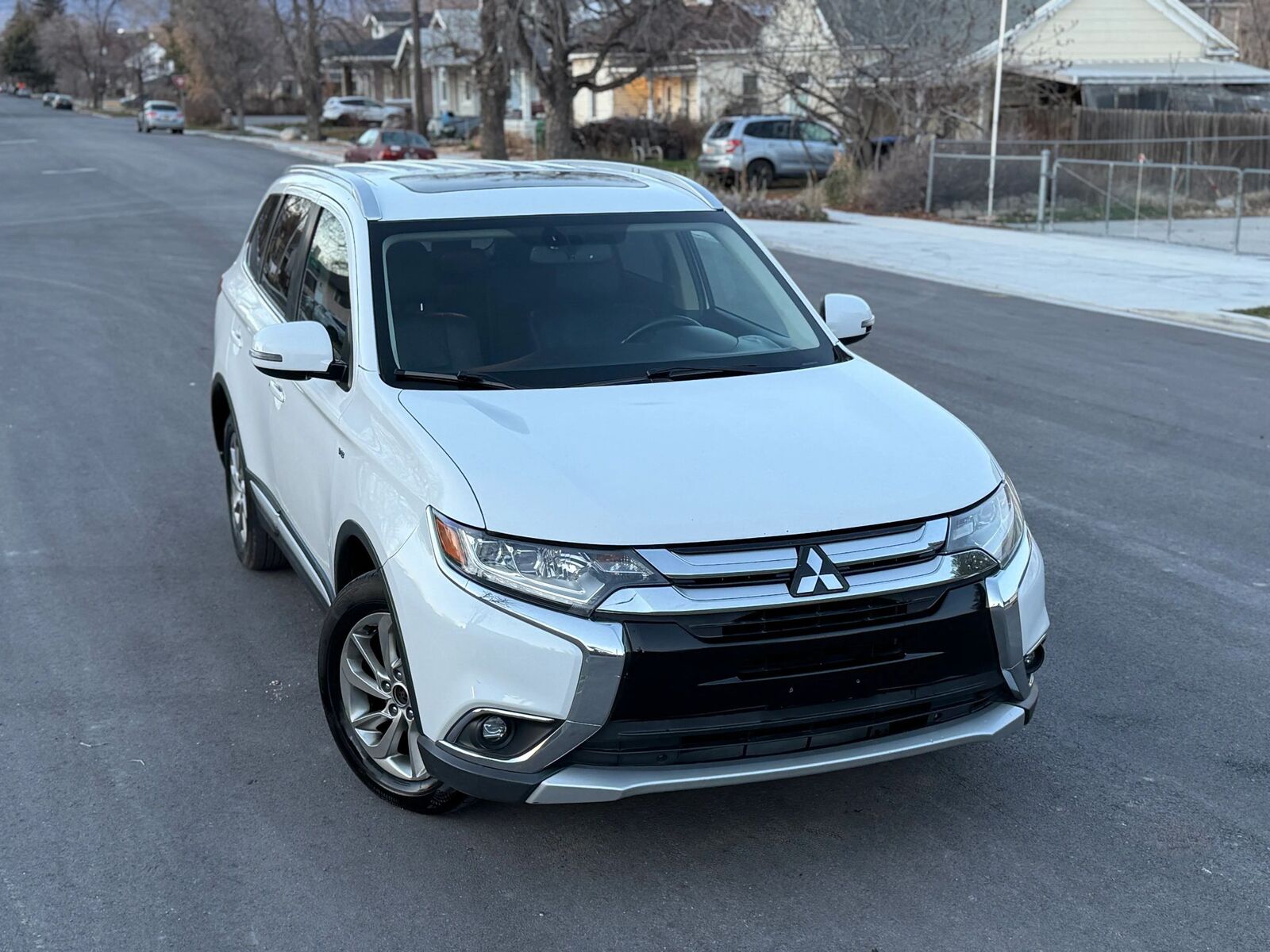 2016 MITSUBISHI OUTLANDER GT