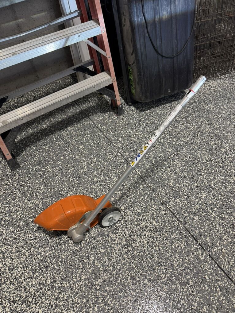 Stihl FBD-KM Bed Redefiner