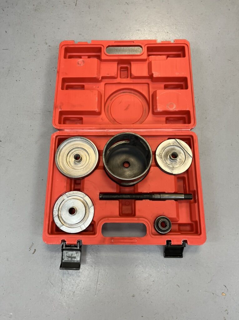 Bushing Tool E53 BMW X5