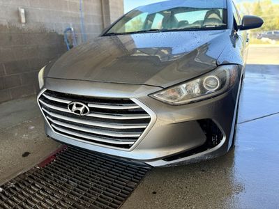 2017 HYUNDAI ELANTRA SE