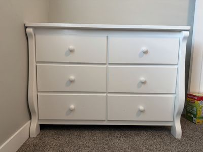 White 6 Drawer Dresser