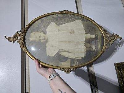 Early 1900s Antique oval bubble glass portrait