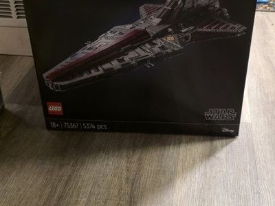 LEGO Star Wars Venator-Class Republic Attack Cruiser 75367 UCS Set - New Sealed