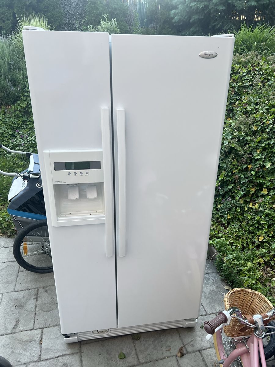 Whirlpool White Side-by-Side Refrigerator with Ice Maker & Water Dispenser