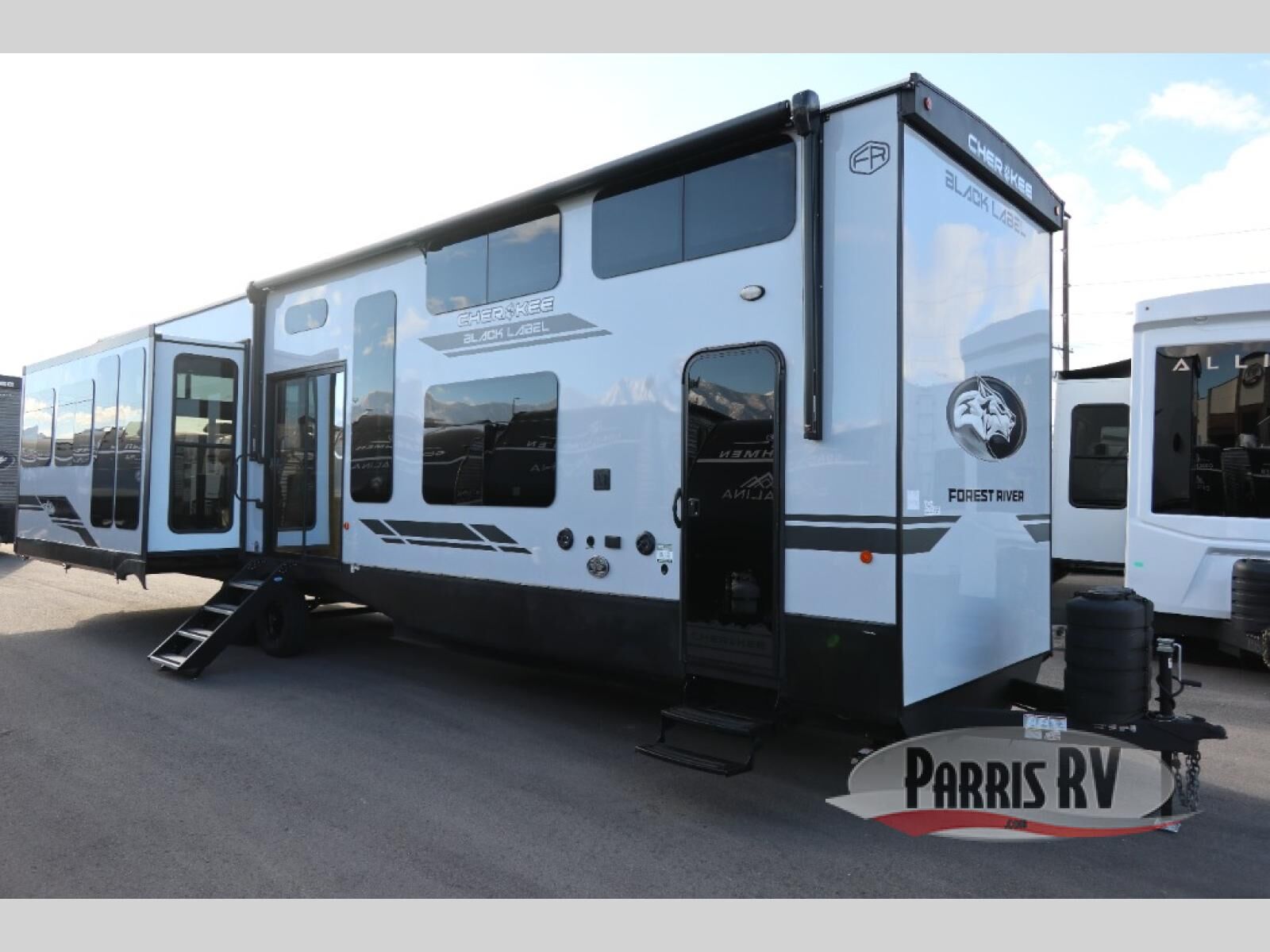 New 2026 Forest River RV Cherokee Timberwolf Black Label 39JMBL