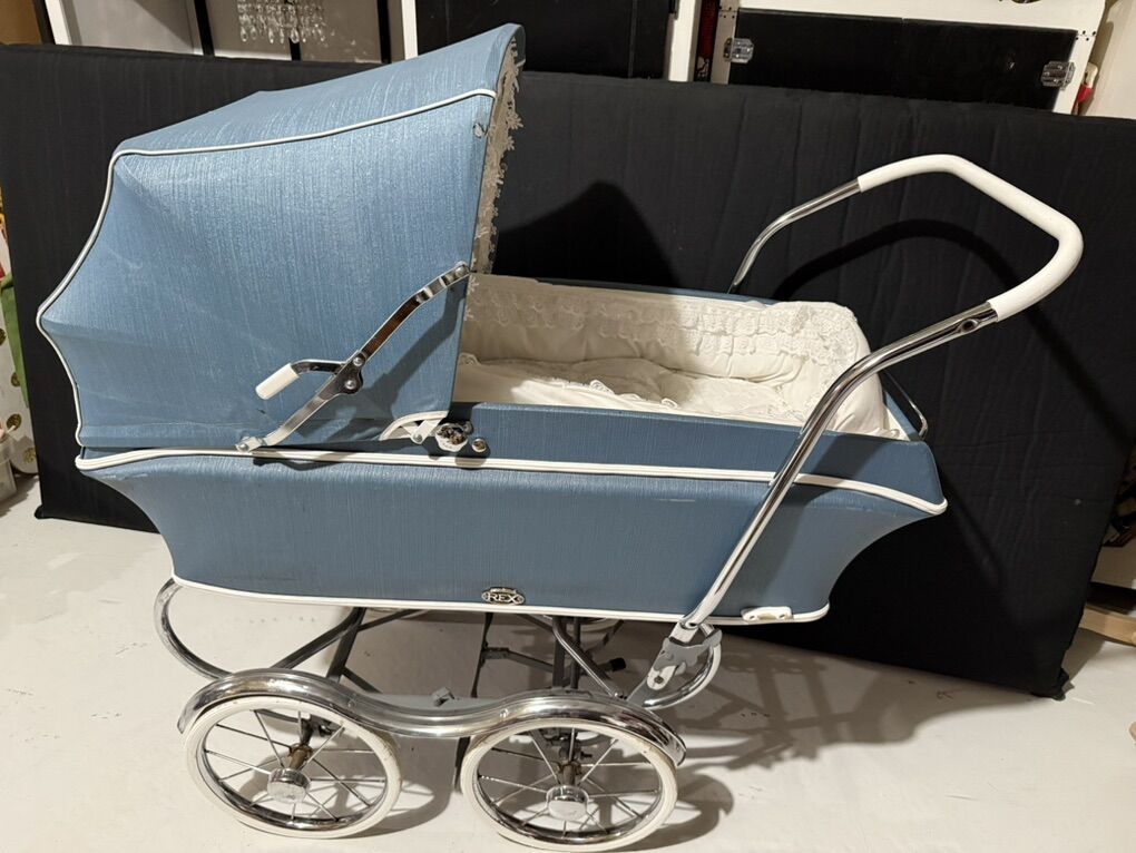 Antique Rex Brand Buggy Stroller Pram