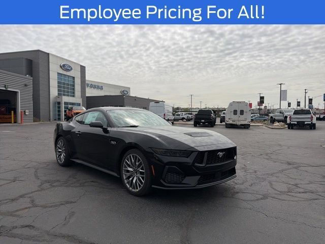 2026 FORD MUSTANG GT Premium