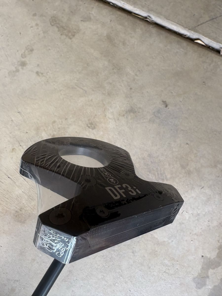 Main image 6
