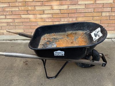 Project Source Wheelbarrow