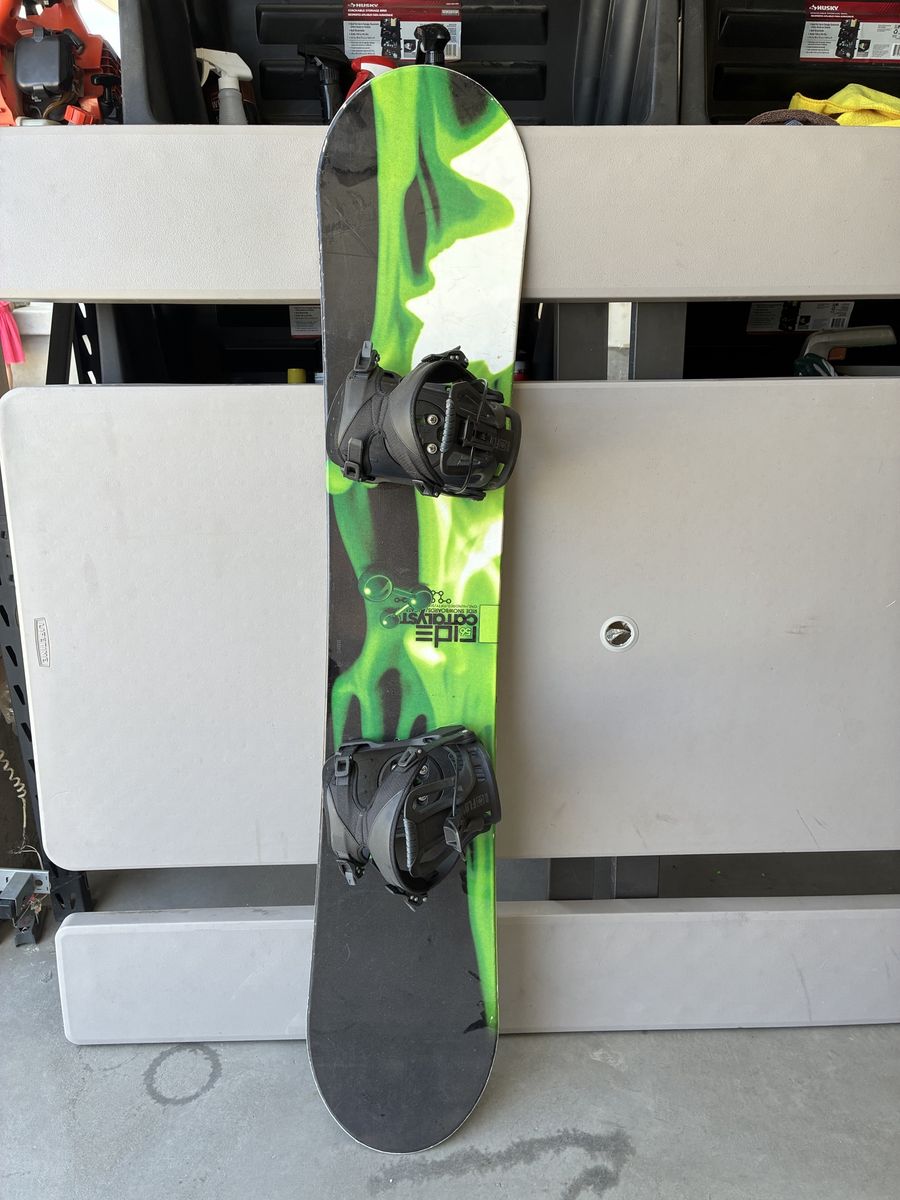Men’s snowboard w/Flow bindings