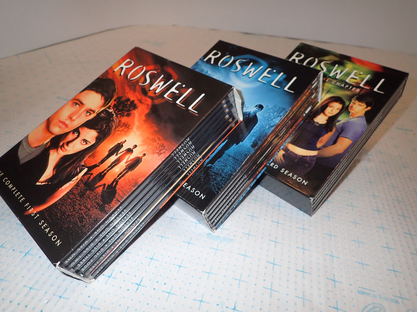 Roswell Complete TV Series DVD Set Seasons 1 2 3