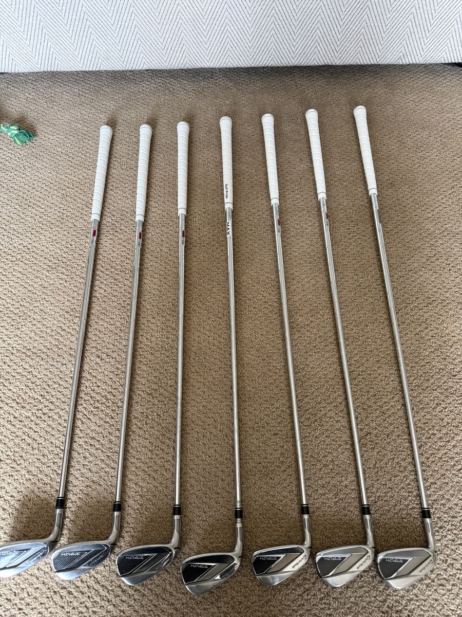 Left Handed Taylormade Stealth Irons