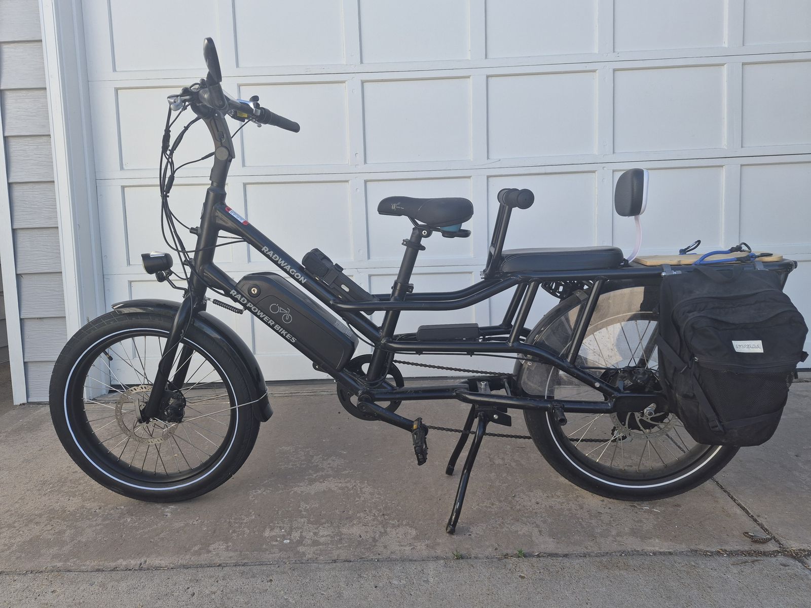 RadWagon 4 Electric Cargo/Passenger Bike