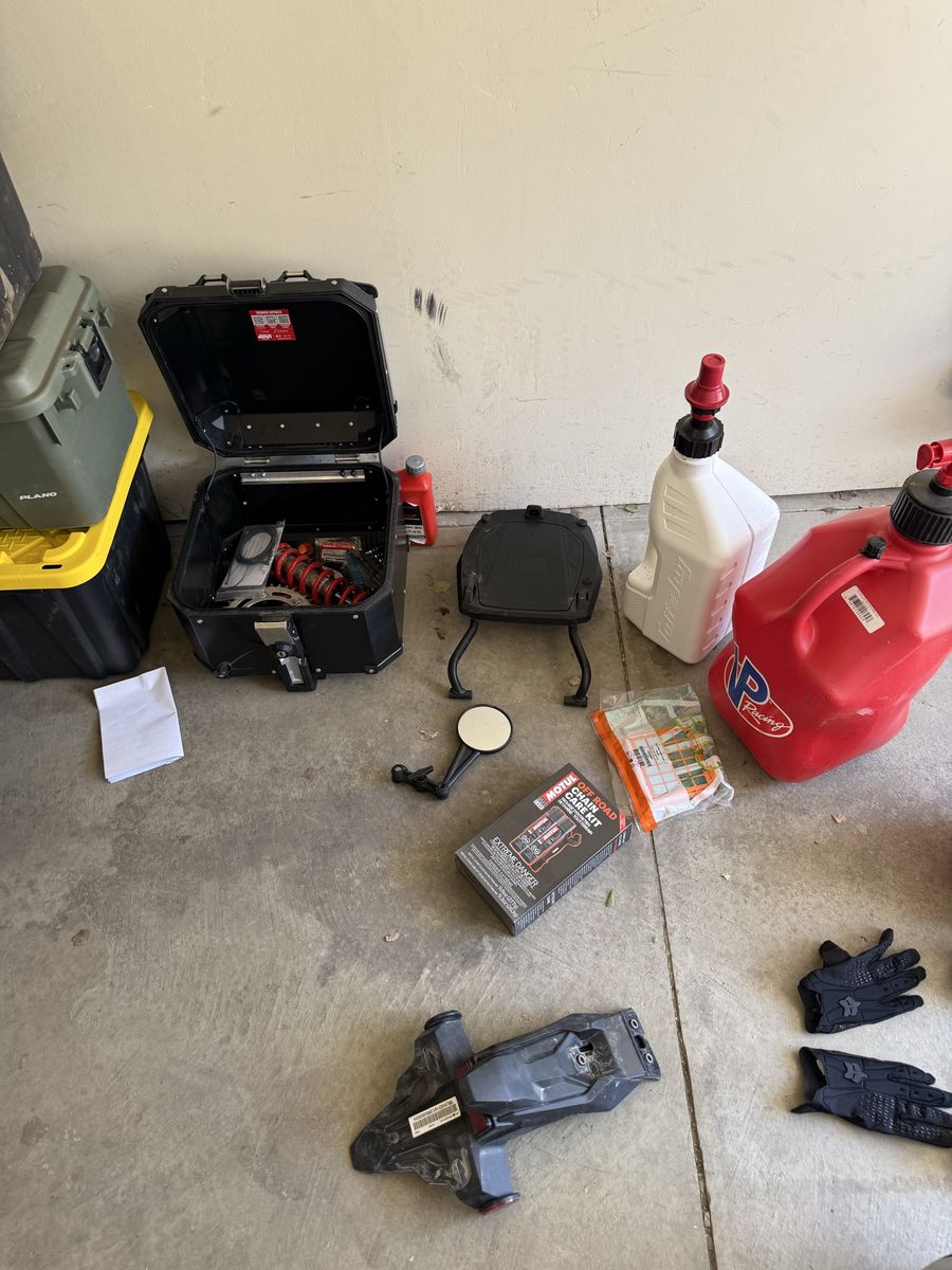 Main image 7