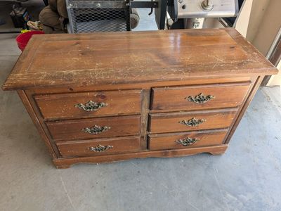 Dresser