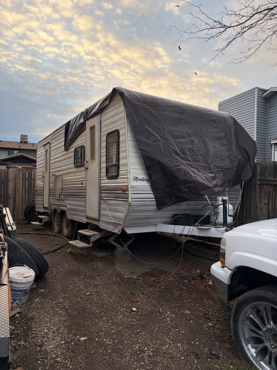 1992 Monterey Travel Trailer