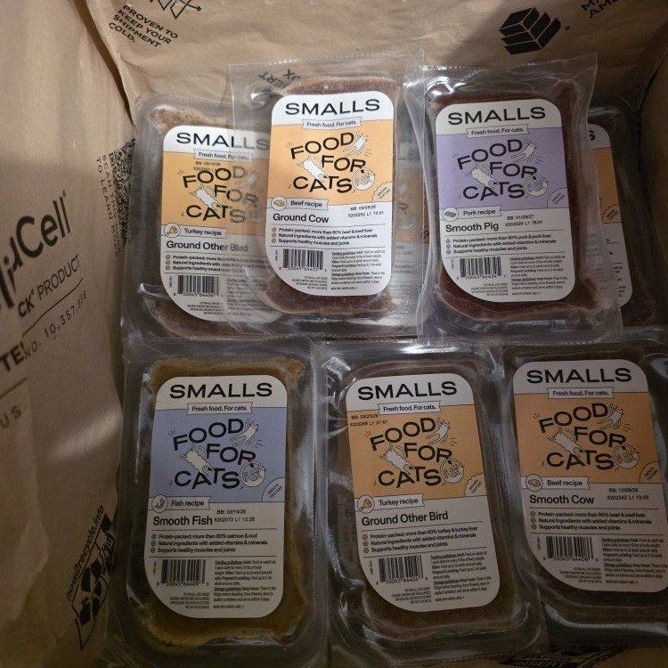 Smalls Fresh Frozen Cat Food - 14 Packages (Smooth Fish, Ground Other Bird, Smooth Pig, Ground Cow, Smooth Cow)