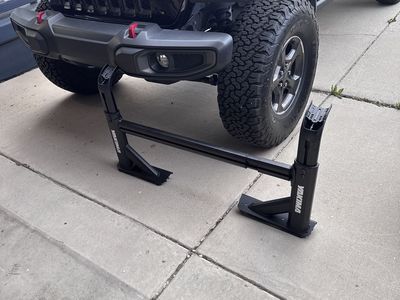 Yakima HD bed rack system with side bars