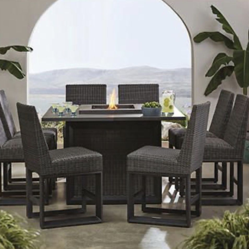 Members Mark Adler 9-piece Counter Hight/ fire Tab