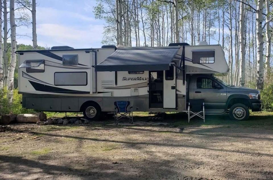 2010 Gulf Stream Supernova Super C Motorhome Cummins 6.7 Diesel