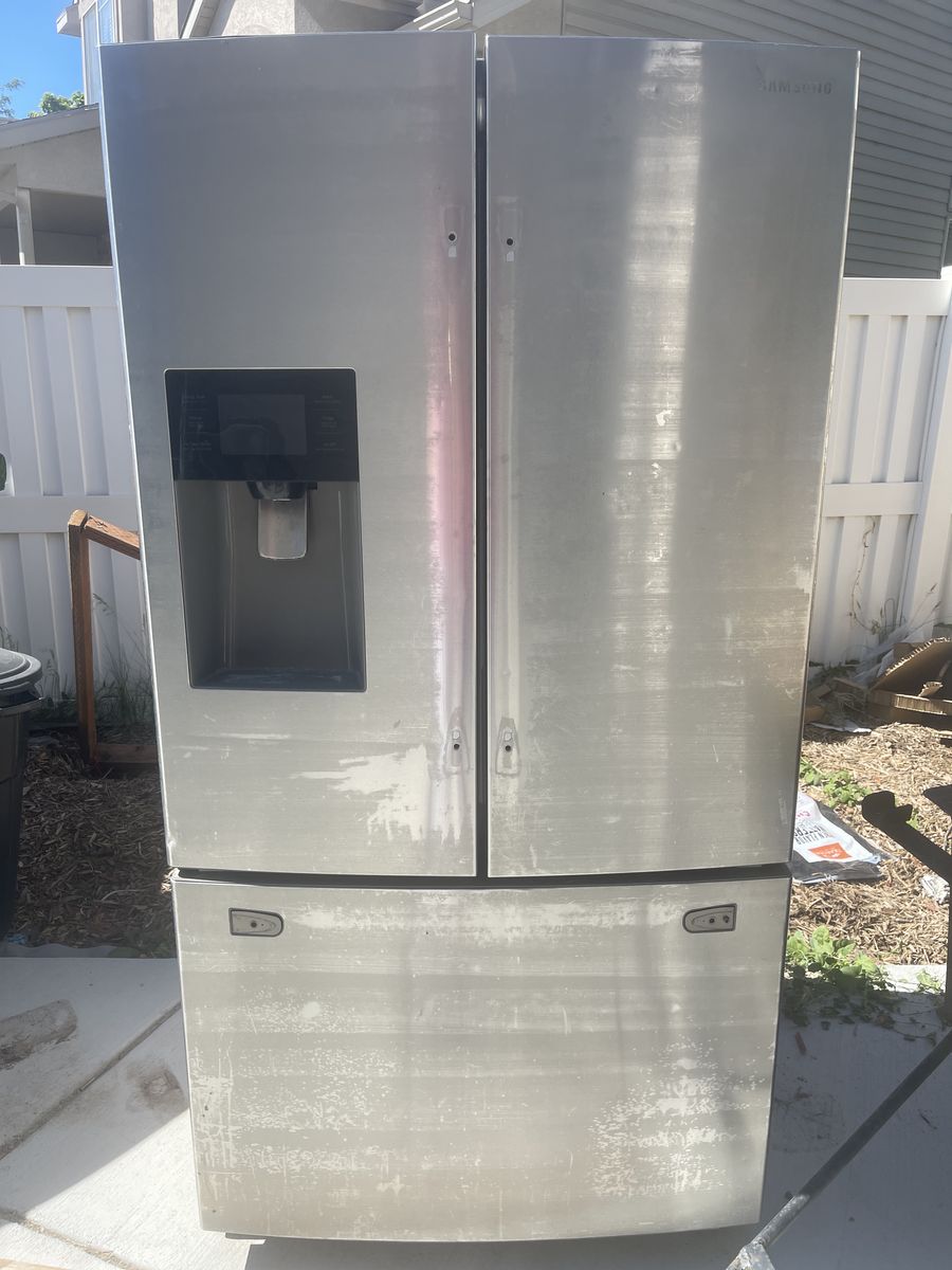 Samsung French Door Refrigerator - Stainless Steel, In-Door Ice/Water Dispenser - Used, Needs Repair