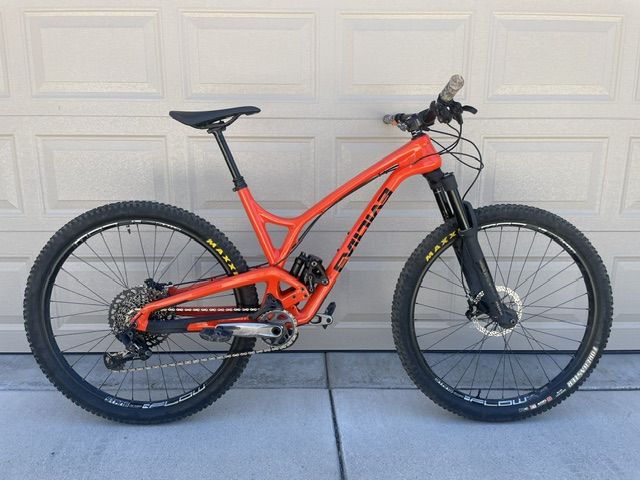 Evil Following Carbon 29er (Large) - - NICA!