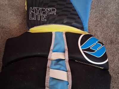 HyberLite 30 to 50lb Childs Life Jacket Good!