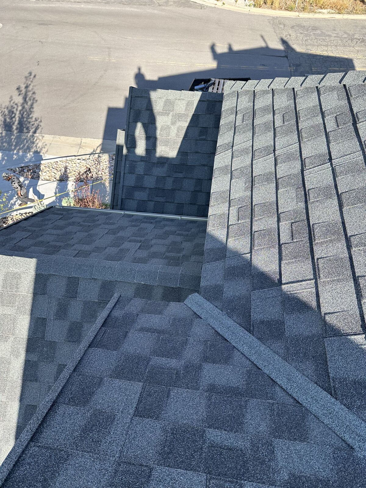 Professional Roofing | New Construction | Roof Replacement | Roofing Repairs | 24/7 Emergency Services