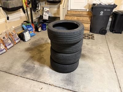 Set of 4 Michelin Primacy All-Season Tires 245/45 R19 - Excellent Tread