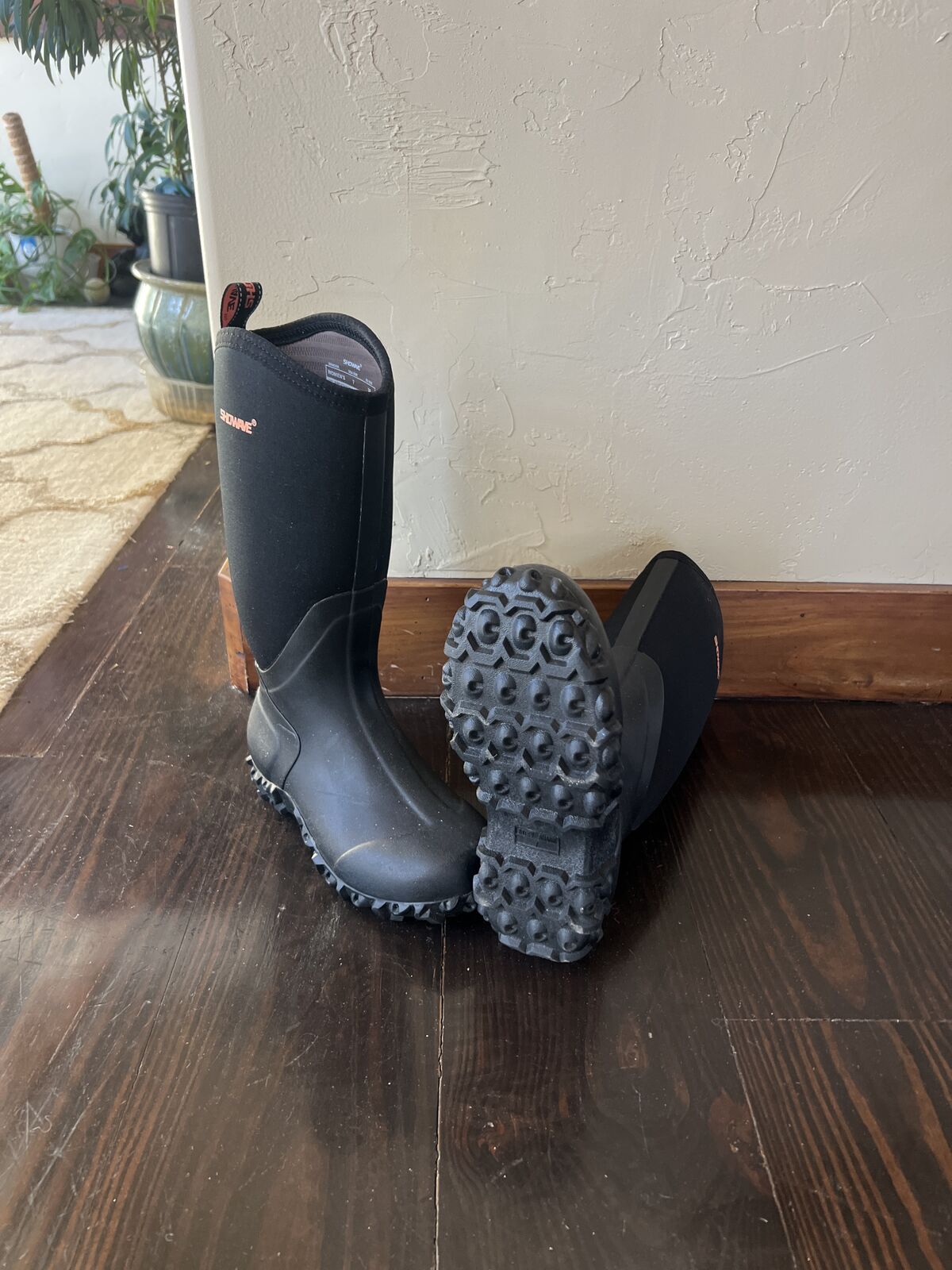 Showave barn boot and mud season