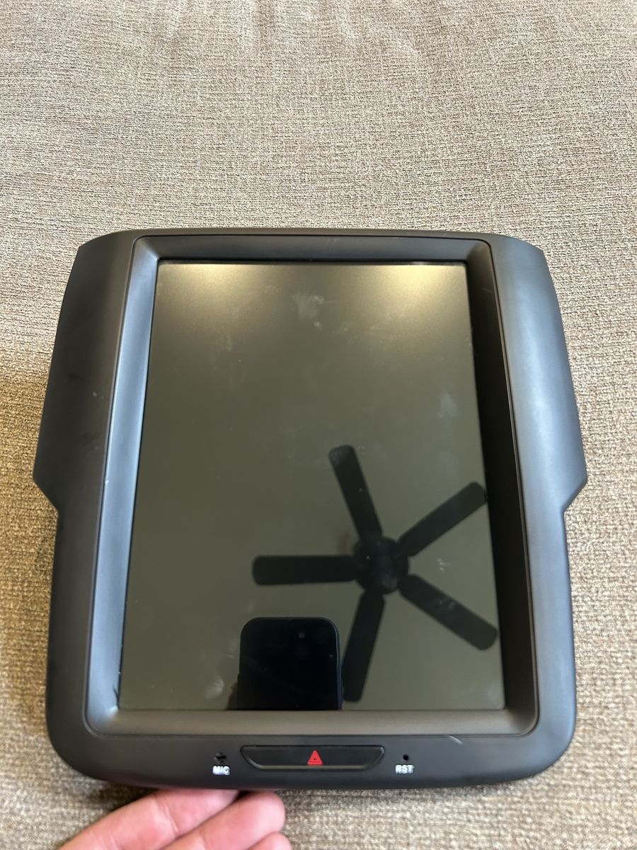 2013-2018 Dodge/Ram Tesla Style Touchscreen