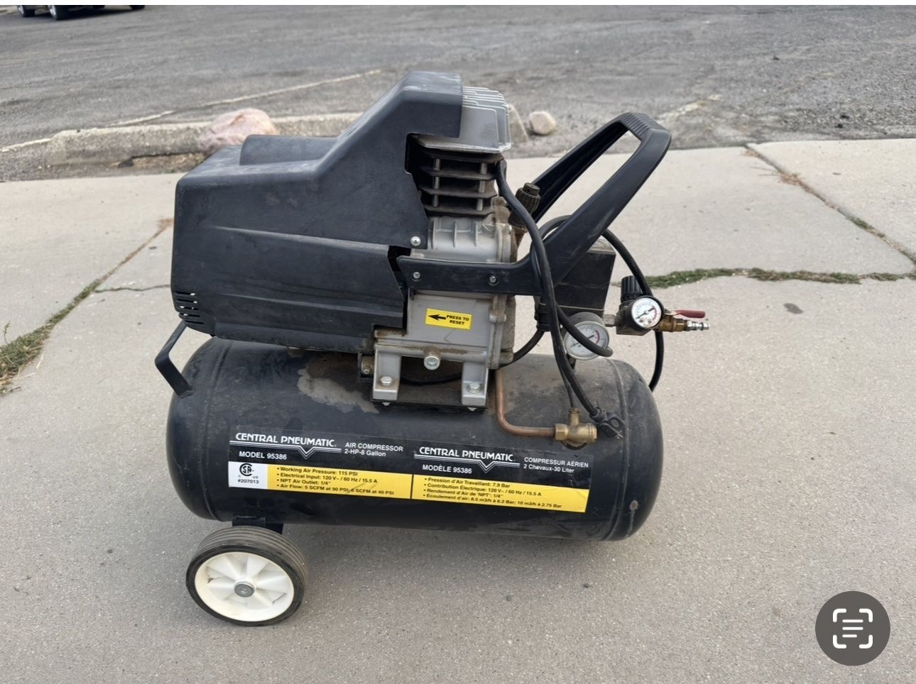 Central Pneumatic 2-HP 8-Gallon Air Compressor Model 95386