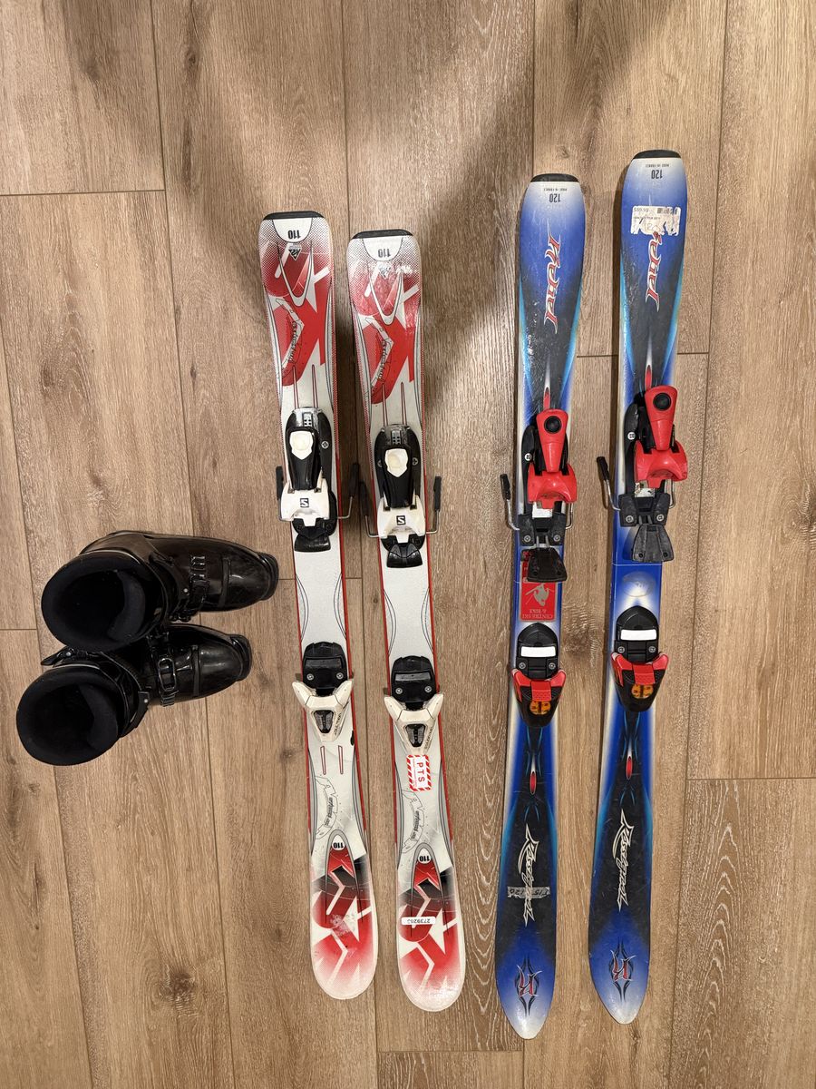Kids 20.5 ski boots and two skis (110cm & 120cm)