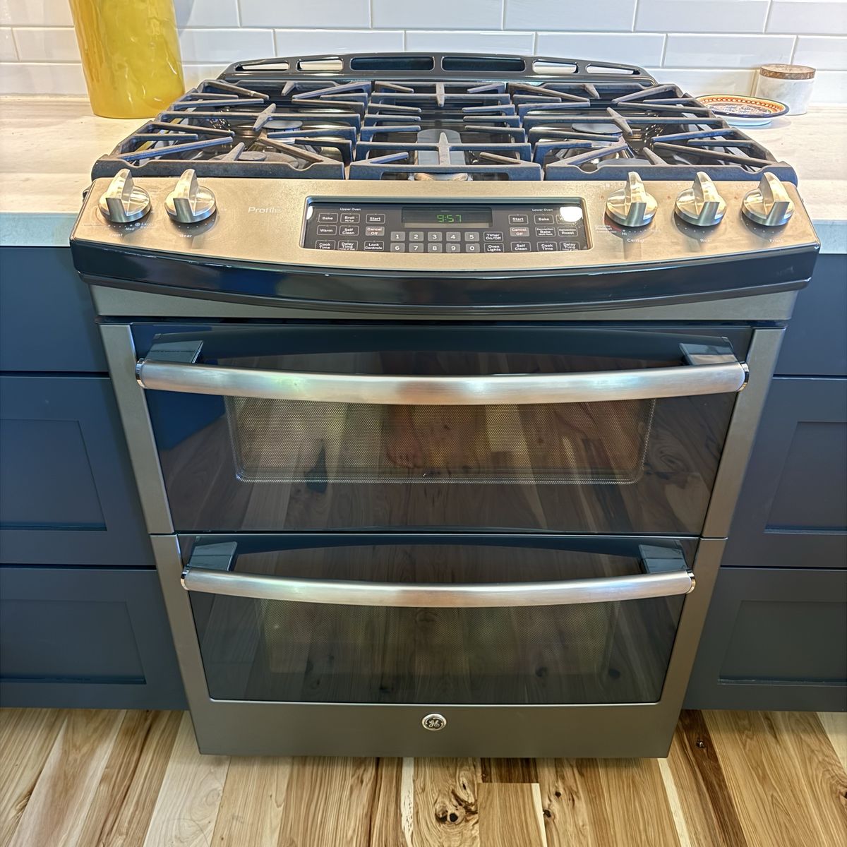 GE Profile 30" Dual Oven Gas Range with 5-Burner Cooktop - Stainless Steel