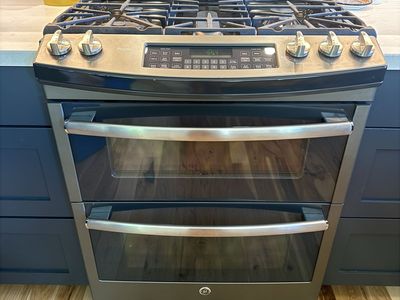 GE Profile 30" Dual Oven Gas Range with 5-Burner Cooktop - Stainless Steel