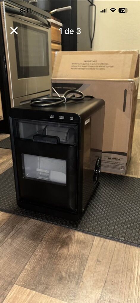 Ice Maker Countertop NEW!!!