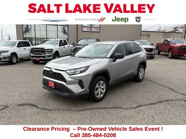 2024 Toyota RAV4 LE