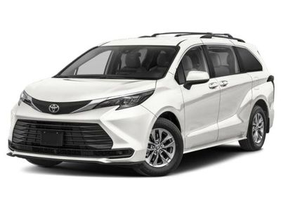 2026 Toyota Sienna LE 8-Passenger