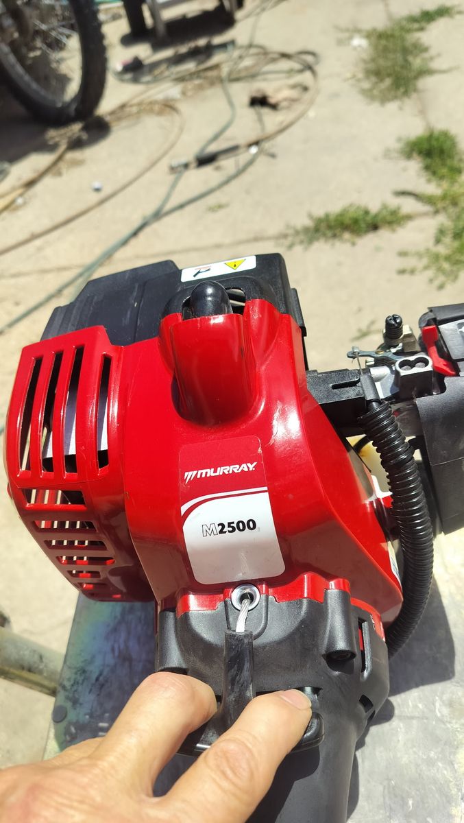 Murray 2500 Weed Eater